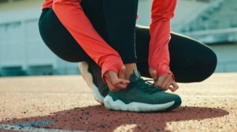 5 Rekomendasi Sepatu Lari yang Bisa Buat Nongkrong, Harganya Mulai Rp100 Ribuan!