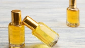 5 Rekomendasi Parfum Lokal Non Alkohol: Wangi Awet, Salat Tetap Sah