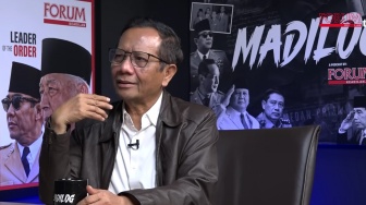 Bongkar Habis! Mahfud MD Beberkan Kejanggalan di Balik Proyek Kereta Cepat Whoosh Era Jokowi