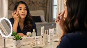 Eye Cream Dipakai setelah Apa? Ini Urutan yang Benar agar Hasil Maksimal