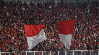PSSI dan Timnas Indonesia Kini: Ajang Pertarungan Kaum Elit Borjuis vs Suporter Proletarian