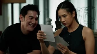 Review Film Shutter: Ada Setan di Foto yang Meneror Lewat Dosa Masa Lalu