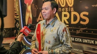 Ketua DPD RI Dianugerahi CNN Award: Komitmen Dukung dan Kawal Program Asta Cita di Daerah