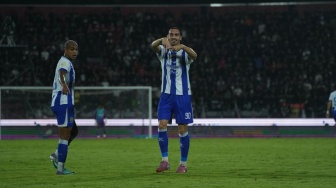 Persib Bandung Kalahkan Bali United, Bojan Hodak:KamiLayak Menang