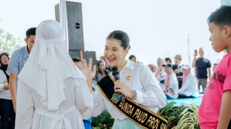 Kahiyang Ayu Ajak Anak PAUD Amalkan Ikrar Anak Indonesia Hebat 2025