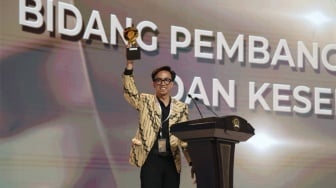 Ini Cerita Aqsa Syauqi Peraih DPD Award 2025 Kategori Pembangunan Sosial & Kesehatan