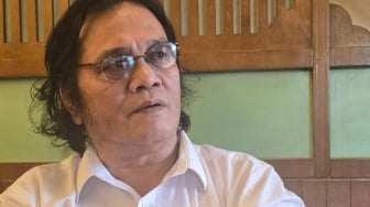 Amstrong sembiring: Jelang Akhir Tahun 2025 Negeri Ini Jadi Lautan Persoalan Hukum