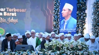 Dua Tahun Lalu Sakit Berat, Kini Adies Kadir Didoakan Kembali di Majelis Habib Usman Bin Yahya