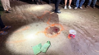 Suara Nyanyian Picu Pertumpahan Darah, Ayah-Menantu Tewas di Gowa