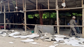 14 Warung Remang-Remang di PKOR Way Halim Ditertibkan