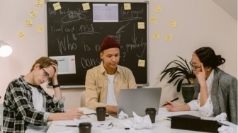 Fenomena Bubble Kampus! Saat Eksklusivitas Prodi Mencekik Jaringan dan Ide