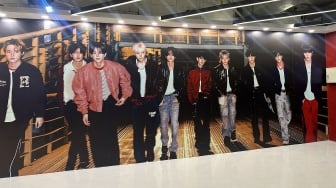 Deretan Merchandise Edisi Terbatas dan Harganya yang Dijual di Pop-Up Store TREASURE Jakarta