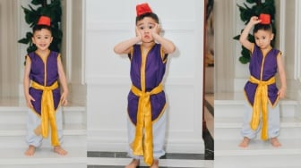 Gemesin! Rayyanza Jadi Host Podcast, Obrolannya Sama Sus Rini Bikin Ngakak!