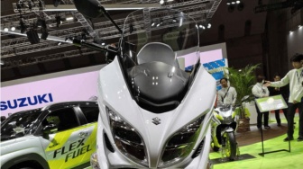 Saat Indonesia Sibuk Etanol, Suzuki Siapkan Motor yang Bahan Bakar Bikin Nampol