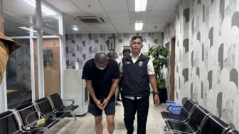 Makin Beringas! Debt Collector Rampas Mobil Sopir Taksol usai Antar Jemaah Umrah ke Bandara Soetta