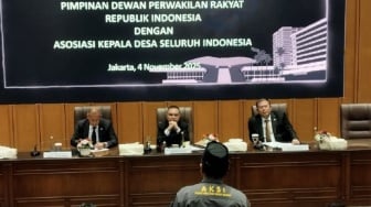 Kades 'Geruduk' DPR, Minta Dilibatkan Ikut Kelola MBG ke Dasco