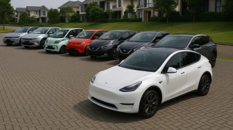 Dari yang Paling Lega sampai Paling Mewah! Ini 8 Mobil Listrik Keluarga Impian 2025