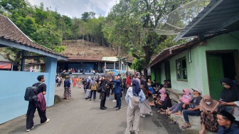 Warga Mulai Padati Imogiri, Ingin Saksikan Prosesi Pemakaman PB XIII dari Dekat