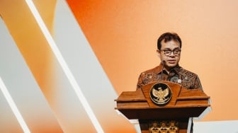 Wamenkomdigi: Pemerintah Harus Hadir untuk Memastikan AI Jadi Teknologi yang Bertanggung Jawab