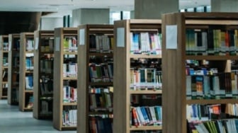 Buka Pas Weekend! 3 Perpustakaan Gratis ini Ada di Dekat Halte Transjakarta
