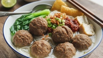 Ingin Bikin Bakso Ayam Sendiri di Rumah? Begini Resep dan Rahasianya!