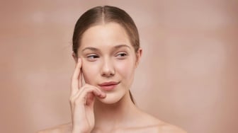 Rahasia Kulit Awet Muda: Peran Air dalam Hyaluronic Acid