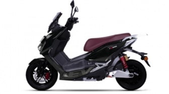 Buat Touring Tipis-Tipis: 5 Rekomendasi Motor Listrik dengan Jarak Tempuh Diatas 100 Km Seharga NMax