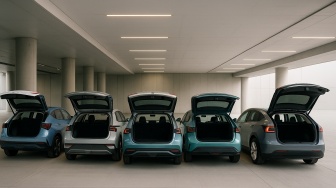 Sering Bawa Banyak Barang? Ini 6 Mobil Listrik dengan Bagasi Super Luas