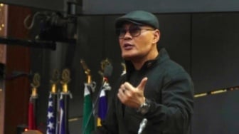 Terus Diledek Pelit ke Istri, Deddy Corbuzier Beri Reaksi Menohok