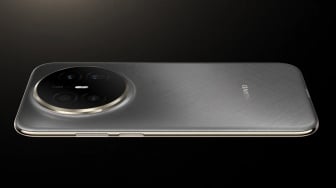 Pesaing iPhone Air, Huawei Mate 70 Air Diluncurkan, Baterai 6.500 mAh dan Layar 7 Inci