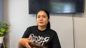 Ada Adegan Sentuhan dengan Senior, Norma Cinta Salut dengan Totalitas Pemain Danyang Wingit