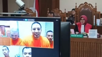 Penampakan Ammar Zoni Usai 3 Minggu Ditahan di Nusakambangan, Kepala Plontos dan Wajah Lebih Segar