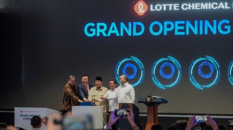Dapat Tax Holiday, Bahlil Pastikan PT Lotte Chemical Indonesia Perluas Pabrik di Cilegon