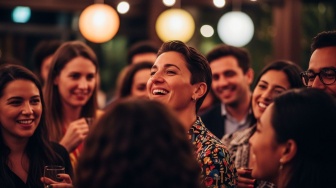 5 Zodiak yang Diam-Diam Suka Jadi Pusat Perhatian, Selalu Mendambakan Sorotan