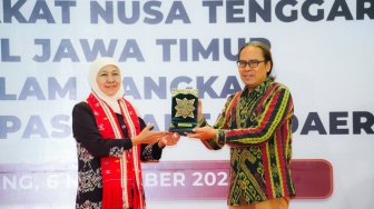 Silaturahim Masyarakat NTT Asal Jatim, Gubernur Khofifah: Guyub Rukun, Perkuat Sinergi Ekonomi