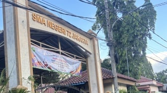Detik-detik Mencekam di SMAN 72 Jakarta: Terdengar Dua Kali Ledakan, Tercium Bau Gosong