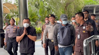 Tiba di KPK, Bupati Ponorogo Sugiri Sancoko Bungkam Soal OTT Terkait Jual Beli Jabatan
