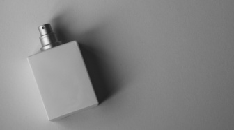 Soft tapi Tetap Maskulin, Tiga Parfum Pria yang Wajib Kamu Coba Tahun Ini!