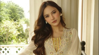 Mahalini Ungkap Momen Haru di Tanah Suci: Doa yang Langsung Dikabulkan