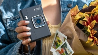FujiFilm Rilis instax mini LiPlay+ di Indonesia, Gabungkan Digital dan Instan dengan Kamera Selfie
