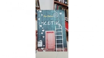 Novel 'Ketika': Belajar Menerima Kekacauan dan Kerapihan Dalam Satu Rumah