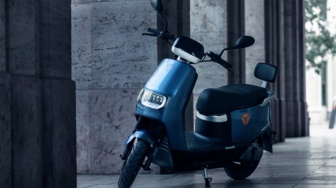 7 Rekomendasi Motor Listrik Mirip Motor Bebek yang Murah Perawatan