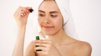 4 Serum Beta Glucan untuk Hidrasi Ekstra Kulit Kering yang Rentan Iritasi