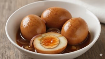 Resep Semur Telur Kecap Manis: Lezatnya Rasa Tradisi di Setiap Suapan!