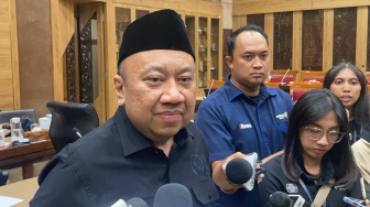 Wakil Ketua Komisi X DPR: Kemensos dan Kemendikbud Harus Jelaskan Soeharto Jadi Pahlawan