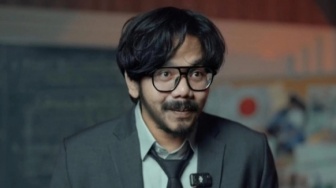 Ferry Irwandi Sebut Kebijakan Tak Naikkan Cukai Hasil Tembakau Sudah Tepat