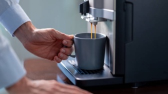 5 Rekomendasi Mesin Kopi untuk Kamu yang Coffee Addict