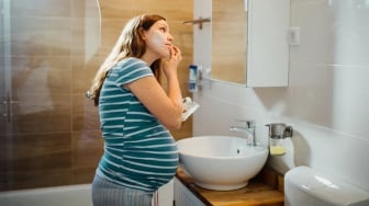 7 Rekomendasi Skincare Lokal Untuk Ibu Hamil dan Menyusui, Tetap Glowing Tanpa Khawatir