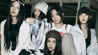 Akhiri Perseteruan, Semua Member NewJeans Umumkan Siap Kembali ke ADOR
