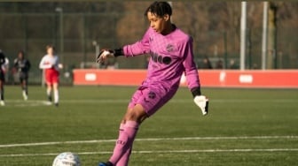 Kakek Nenek Lahir di Kota Ketua, Iwan Burgman Calon Penerus Maarten Paes di FC Utrecht